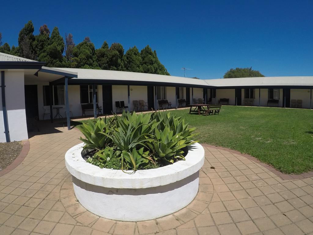 Busselton Ithaca Motel Dış mekan fotoğraf
